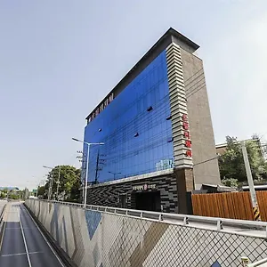 Tj ** Seoul